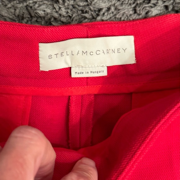 Stella McCartney red high waist cuffed hem shorts tan front - Picture 4 of 6